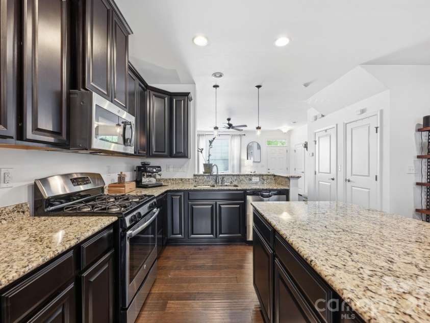1353 Jacemans Way, Cornelius, NC 28031.  MLS# CAR4382389, YatesRealty ID 33645. Kitchen