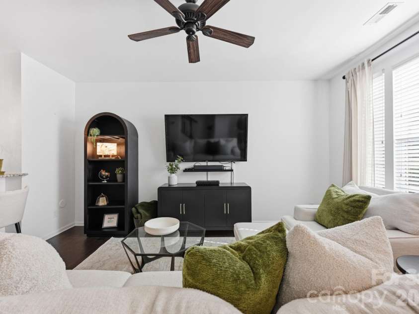 1353 Jacemans Way, Cornelius, NC 28031.  MLS# CAR4382389, YatesRealty ID 33645. Living Room