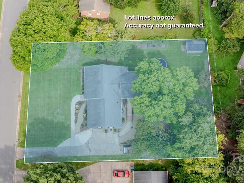 651 Heatherly Road, Mooresville, NC 28115.  MLS# CAR4289024, YatesRealty ID 33645. 