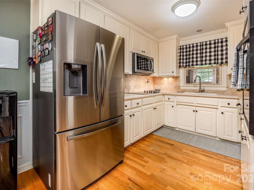 651 Heatherly Road, Mooresville, NC 28115.  MLS# CAR4289024, YatesRealty ID 33645. 