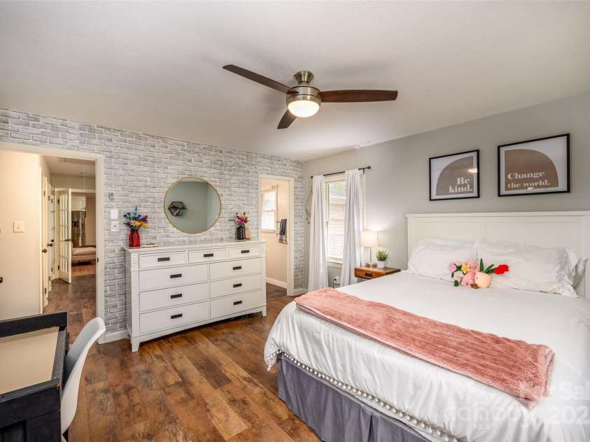 651 Heatherly Road, Mooresville, NC 28115.  MLS# CAR4289024, YatesRealty ID 33645. Primary bedroom