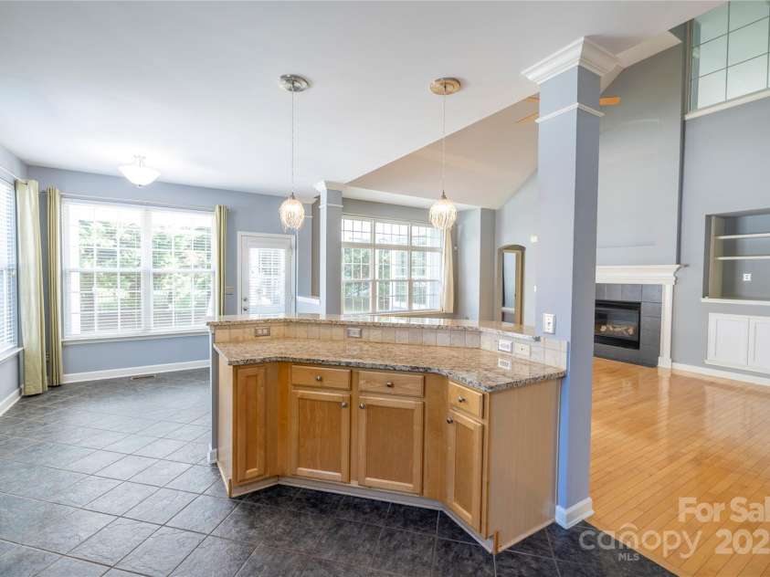 15712 Trenton Place Road, Huntersville, NC 28078.  MLS# CAR4292815, YatesRealty ID 33646. 