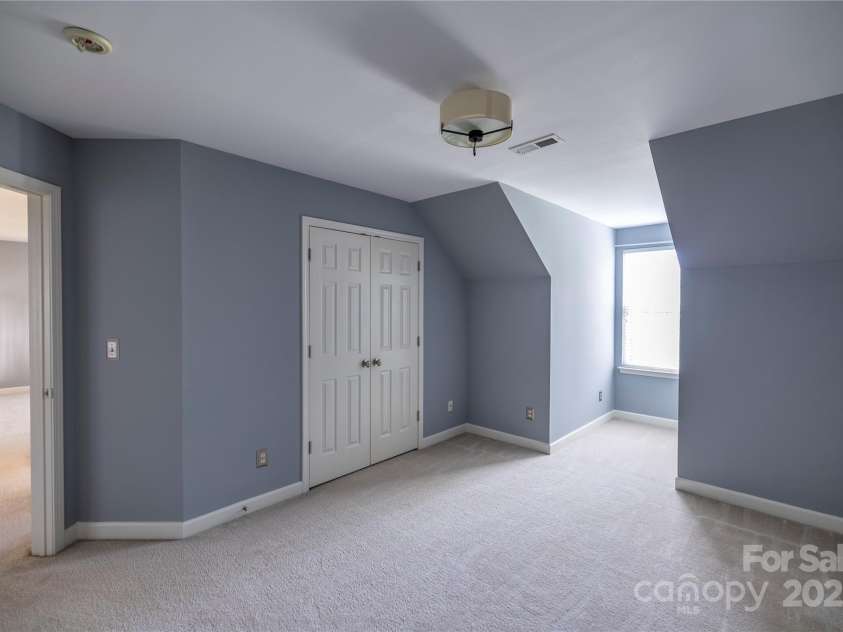 15712 Trenton Place Road, Huntersville, NC 28078.  MLS# CAR4292815, YatesRealty ID 33646. 