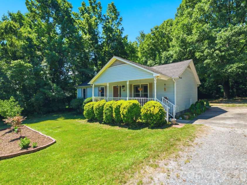 1949 Ridge Road, Clover, SC 29710.  MLS# CAR4396969, YatesRealty ID 33646. 