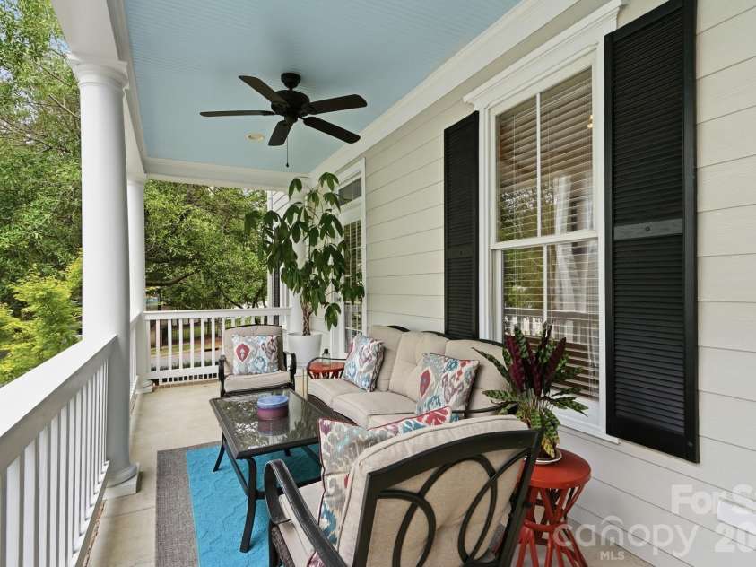 716 Shady Grove Crossing, Fort Mill, SC 29708.  MLS# CAR4395468, YatesRealty ID 33647. 