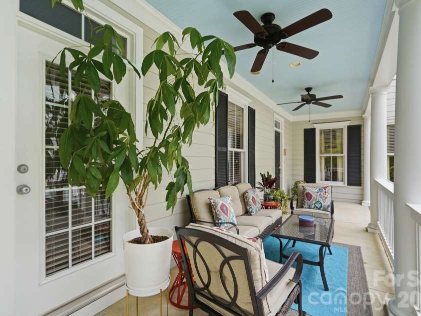 716 Shady Grove Crossing, Fort Mill, SC 29708.  MLS# CAR4395468, YatesRealty ID 33647. 