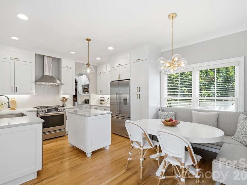 716 Shady Grove Crossing, Fort Mill, SC 29708.  MLS# CAR4395468, YatesRealty ID 33647. 