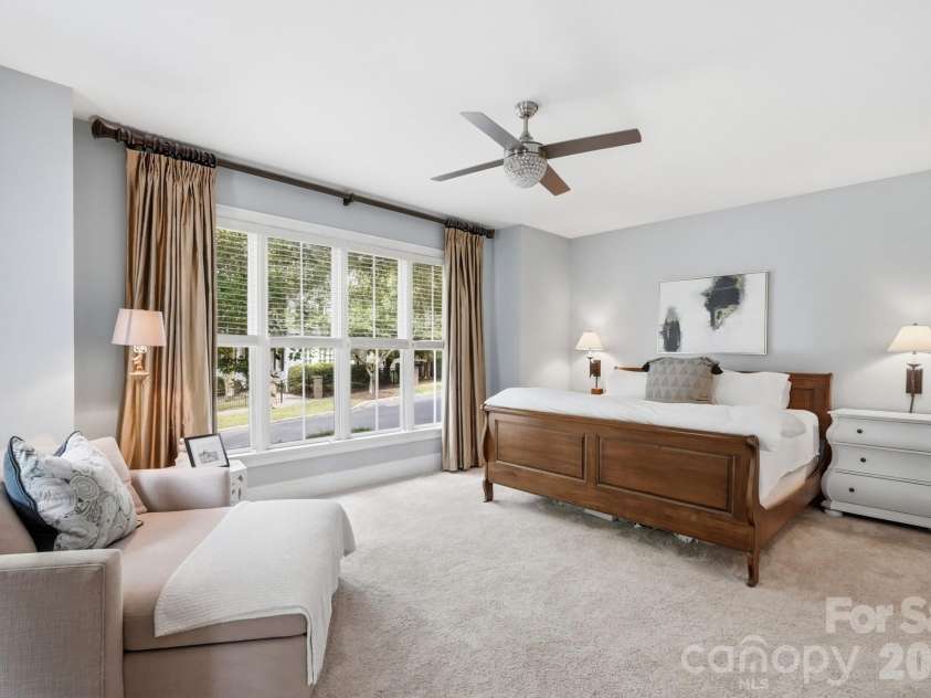 716 Shady Grove Crossing, Fort Mill, SC 29708.  MLS# CAR4395468, YatesRealty ID 33647. 
