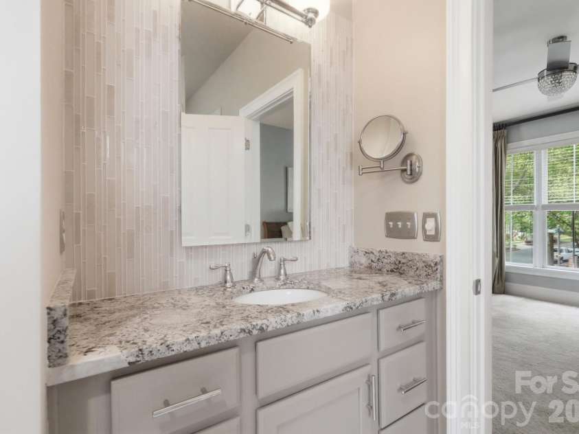 716 Shady Grove Crossing, Fort Mill, SC 29708.  MLS# CAR4395468, YatesRealty ID 33647. 