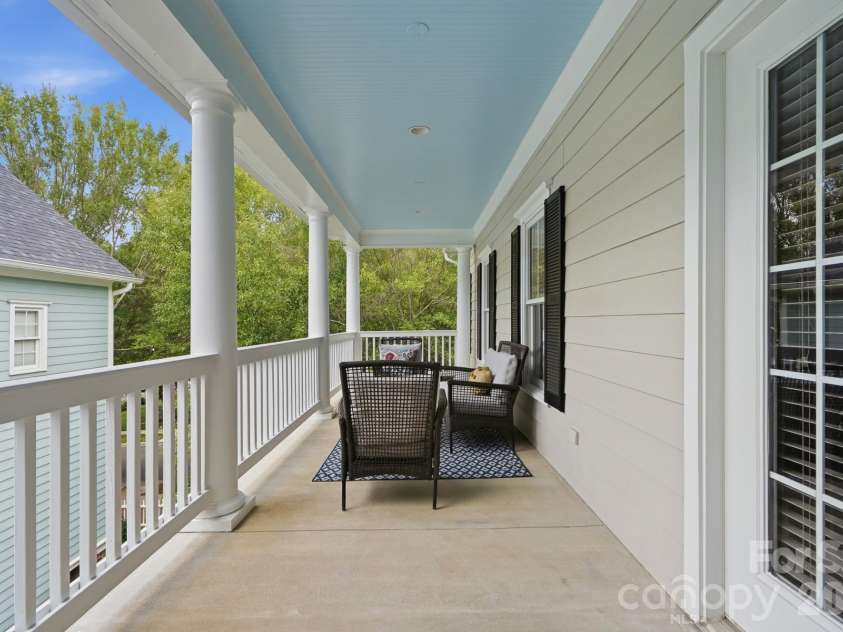 716 Shady Grove Crossing, Fort Mill, SC 29708.  MLS# CAR4395468, YatesRealty ID 33647. 
