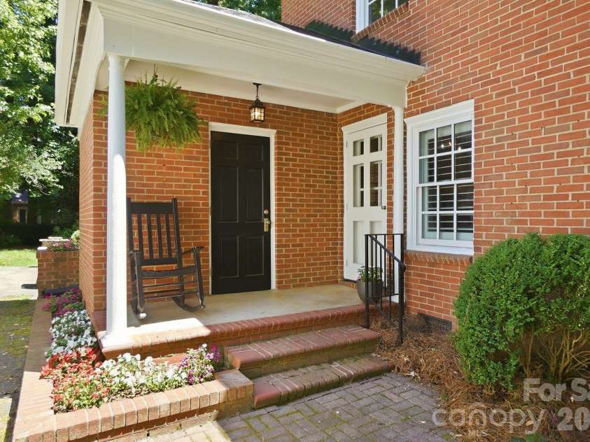 3635 Severn Avenue, Charlotte, NC 28210.  MLS# CAR4394133, YatesRealty ID 33648. 