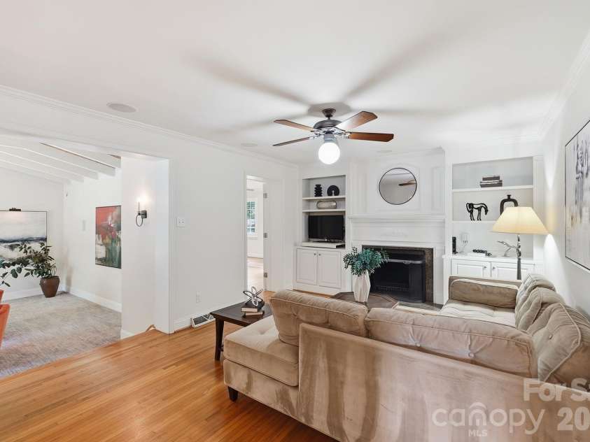 3635 Severn Avenue, Charlotte, NC 28210.  MLS# CAR4394133, YatesRealty ID 33648. 