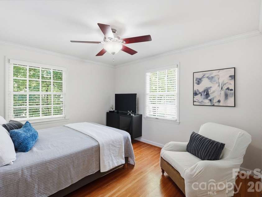 3635 Severn Avenue, Charlotte, NC 28210.  MLS# CAR4394133, YatesRealty ID 33648. 