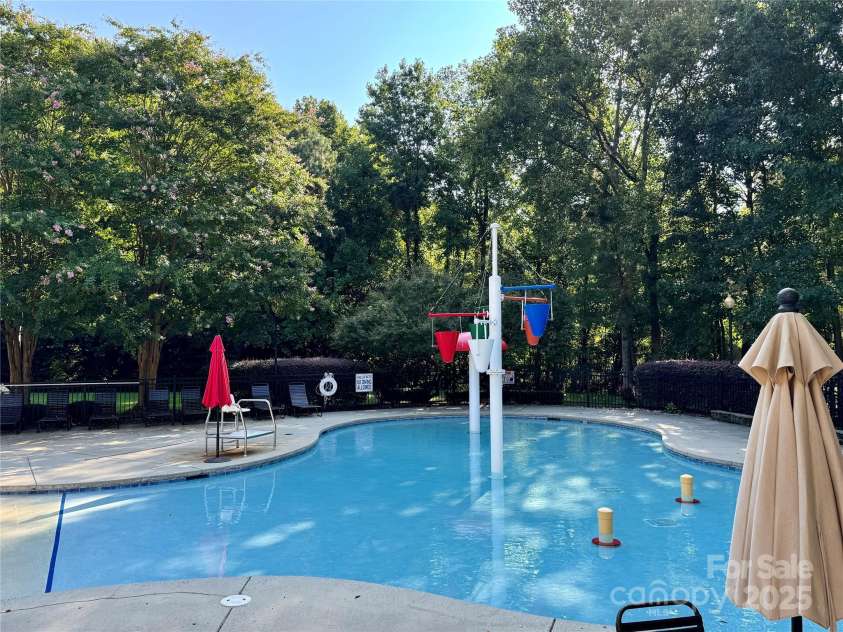 1814 Wilburn Park Lane, Charlotte, NC 28269.  MLS# CAR4291427, YatesRealty ID 33649. Splash Pad