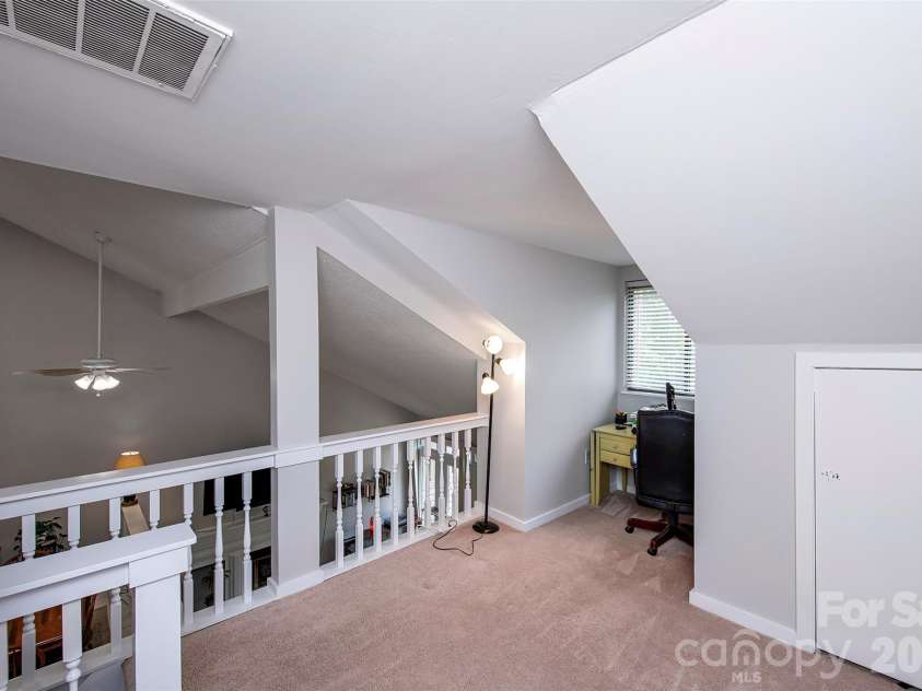 4136 Charlotte Highway, Lake Wylie, SC 29710.  MLS# CAR4397463, YatesRealty ID 33649. 