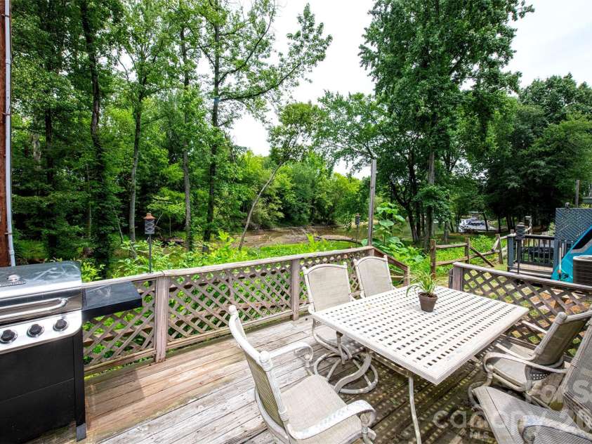 4136 Charlotte Highway, Lake Wylie, SC 29710.  MLS# CAR4397463, YatesRealty ID 33649. 