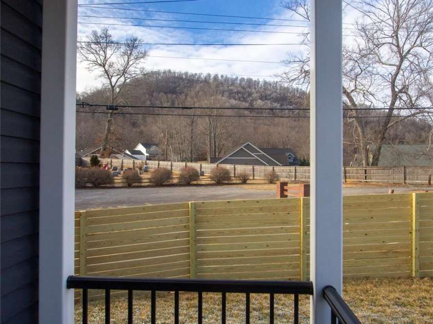 203 Southern Charm Road, Arden, NC 28704.  MLS# CAR4342838, YatesRealty ID 3365. Front Porch Views