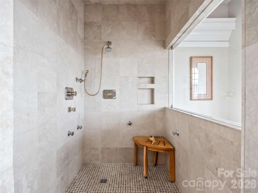 35 Peach Knob Drive, Asheville, NC 28804.  MLS# CAR4331127, YatesRealty ID 3365. Primary bath and large walkin closets