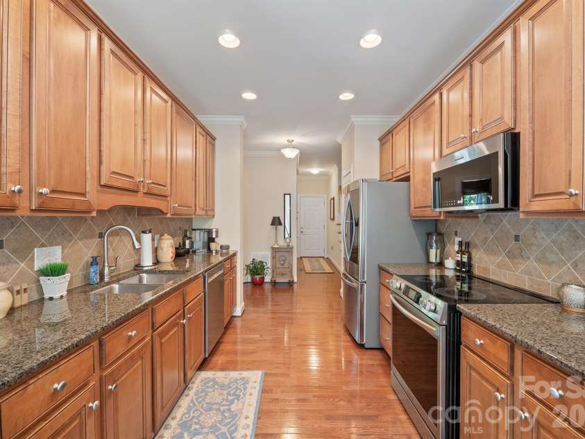 314 River Birch Circle, Mooresville, NC 28115.  MLS# CAR4395045, YatesRealty ID 33650. 