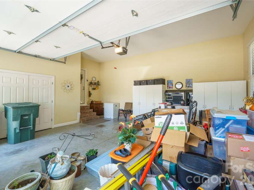 314 River Birch Circle, Mooresville, NC 28115.  MLS# CAR4395045, YatesRealty ID 33650. 