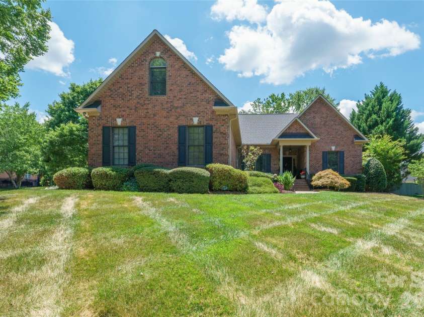314 River Birch Circle, Mooresville, NC 28115.  MLS# CAR4395045, YatesRealty ID 33650. 