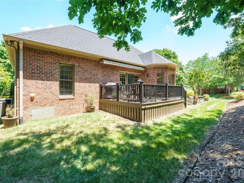 314 River Birch Circle, Mooresville, NC 28115.  MLS# CAR4395045, YatesRealty ID 33650. 