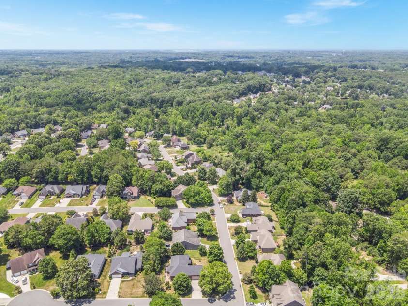 314 River Birch Circle, Mooresville, NC 28115.  MLS# CAR4395045, YatesRealty ID 33650. 