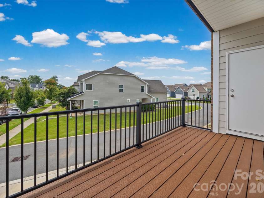11507 Red Rust Lane, Charlotte, NC 28277.  MLS# CAR4416483, YatesRealty ID 33651. 