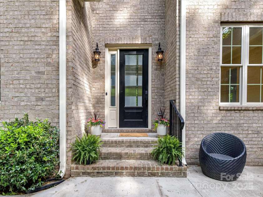 1409 Bloomsberry Lane, Waxhaw, NC 28173.  MLS# CAR4247521, YatesRealty ID 33651. Welcome home!