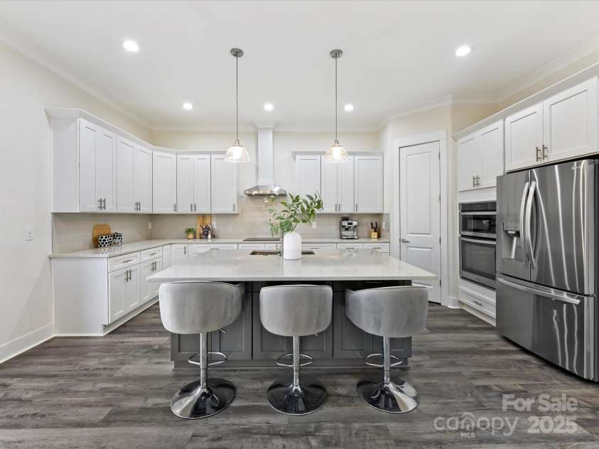 1409 BLOOMSBERRY Lane, Waxhaw, NC 28173.  MLS# CAR4331284, YatesRealty ID 33651. 