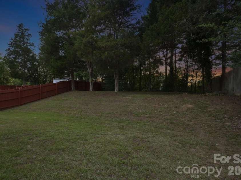 1519 Dillwin Road, Rock Hill, SC 29732.  MLS# CAR4282630, YatesRealty ID 33653. Private fenced backyard.