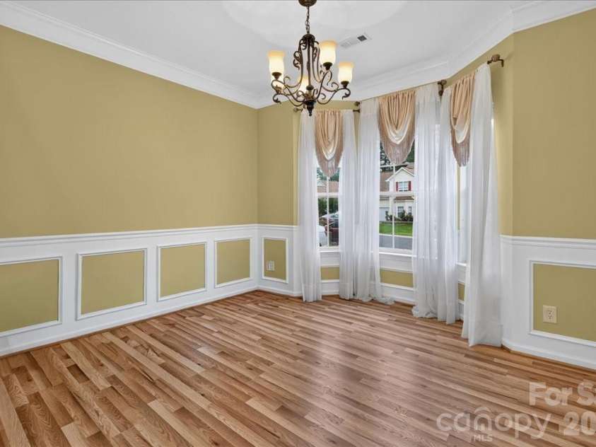 1519 Dillwin Road, Rock Hill, SC 29732.  MLS# CAR4282630, YatesRealty ID 33653. Spacious dining room perfect for entertaining.