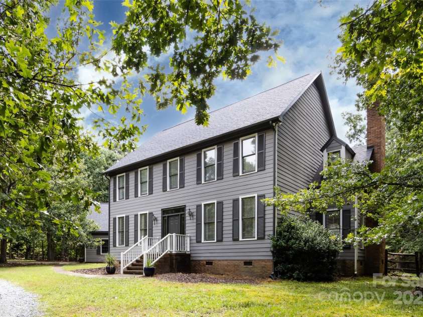 6511 Buggy Whip Lane, Waxhaw, NC 28173.  MLS# CAR4268833, YatesRealty ID 33654. 