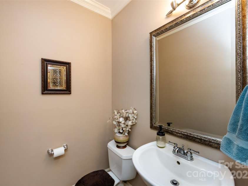 6511 Buggy Whip Lane, Waxhaw, NC 28173.  MLS# CAR4268833, YatesRealty ID 33654. 