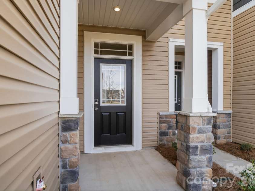 7013 Cerris Drive, Charlotte, NC 28269.  MLS# CAR4375678, YatesRealty ID 33655. Photos are representative