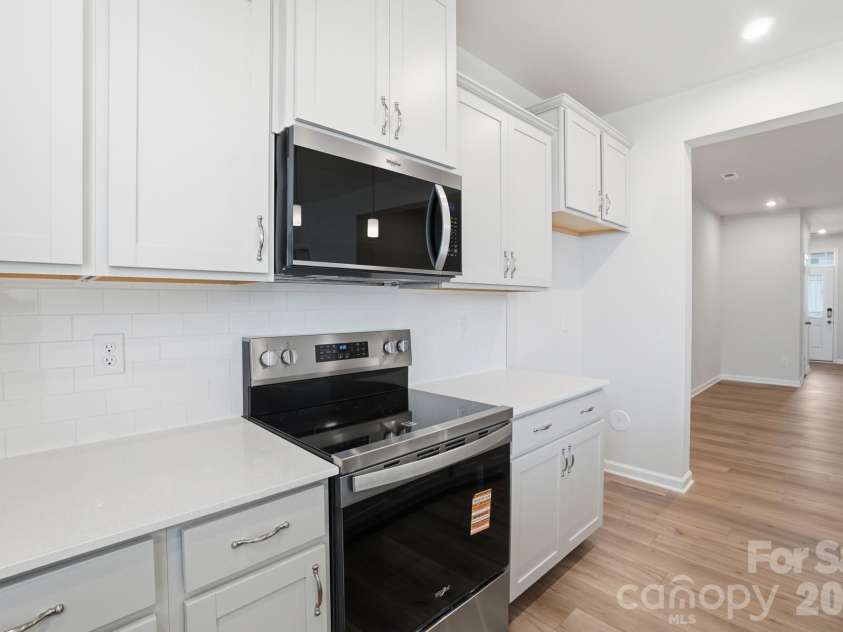 7013 Cerris Drive, Charlotte, NC 28269.  MLS# CAR4375678, YatesRealty ID 33655. Photos are representative