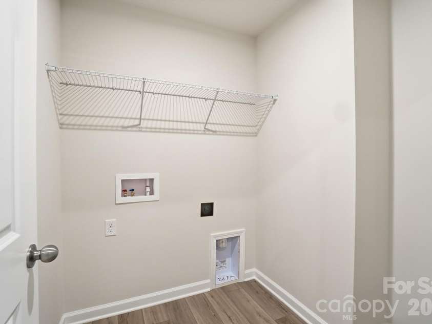 7013 Cerris Drive, Charlotte, NC 28269.  MLS# CAR4375678, YatesRealty ID 33655. Photos are representative