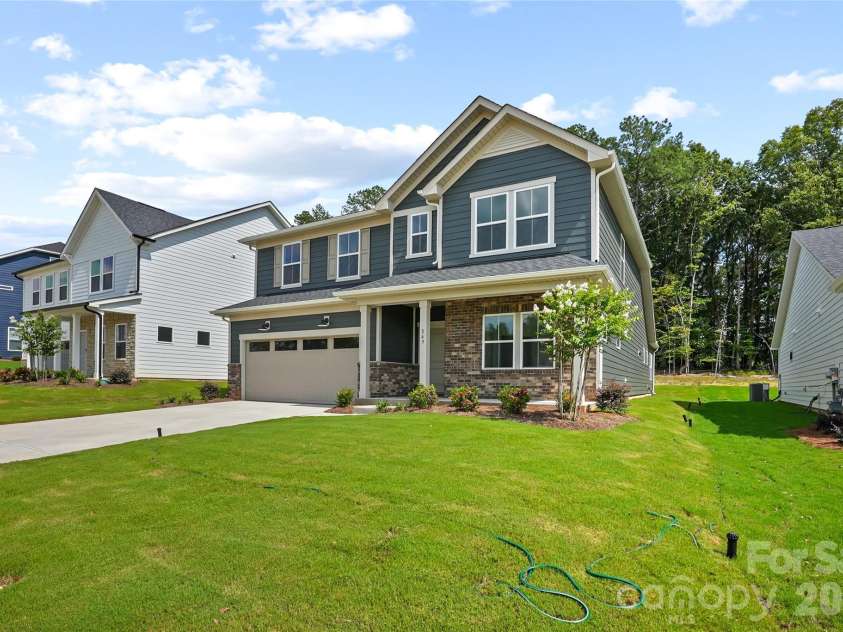 549 Cottage Garden Lane, Belmont, NC 28012.  MLS# CAR4378051, YatesRealty ID 33657. 