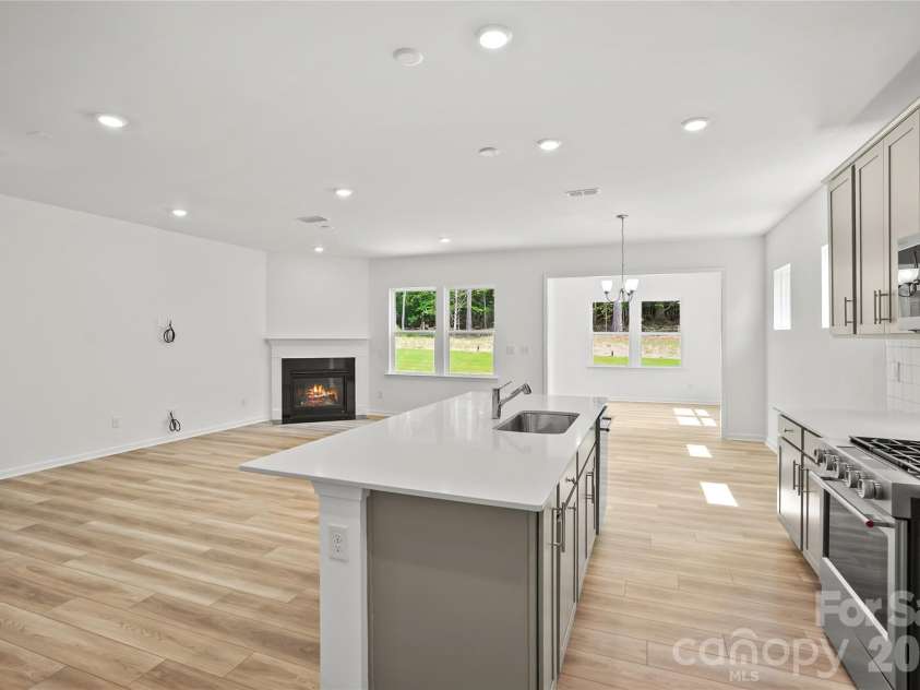 549 Cottage Garden Lane, Belmont, NC 28012.  MLS# CAR4378051, YatesRealty ID 33657. 
