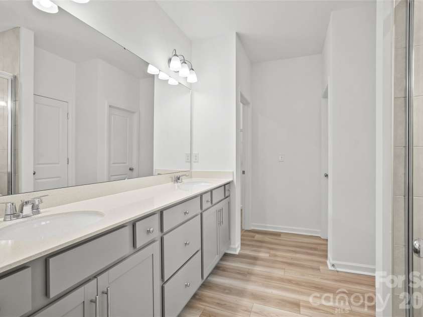 549 Cottage Garden Lane, Belmont, NC 28012.  MLS# CAR4378051, YatesRealty ID 33657. 