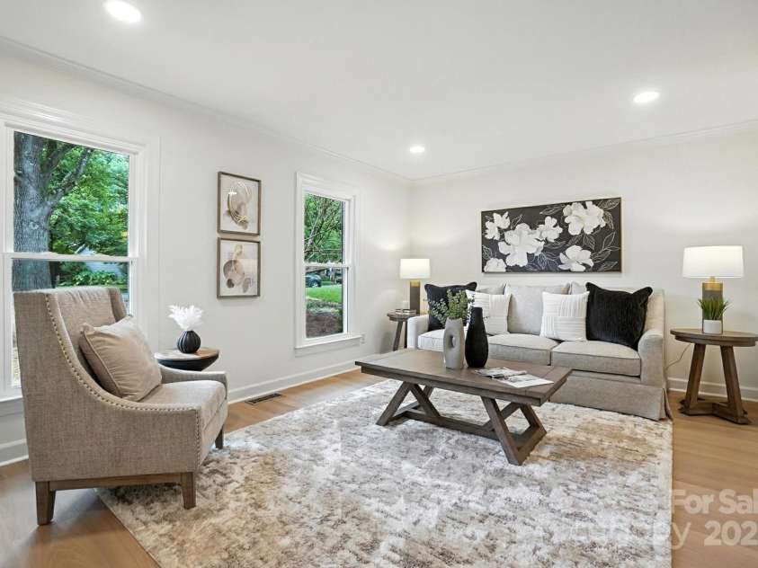 6542 Cross Field Lane, Charlotte, NC 28226.  MLS# CAR4277029, YatesRealty ID 33657. 