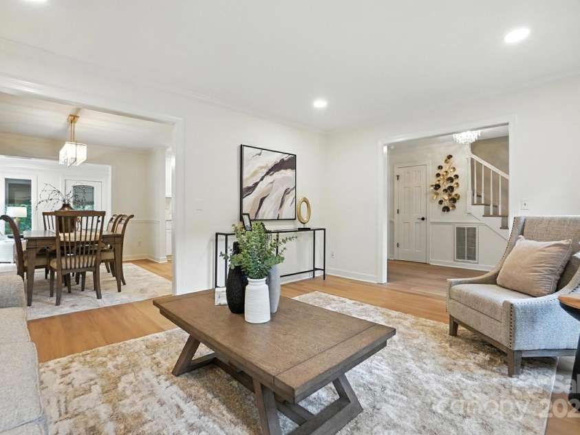 6542 Cross Field Lane, Charlotte, NC 28226.  MLS# CAR4277029, YatesRealty ID 33657. 