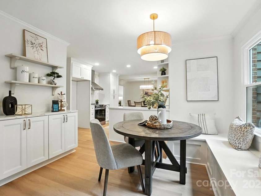 6542 Cross Field Lane, Charlotte, NC 28226.  MLS# CAR4277029, YatesRealty ID 33657. 