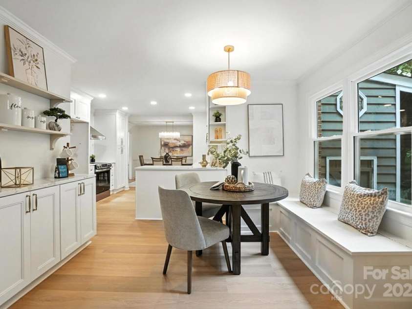 6542 Cross Field Lane, Charlotte, NC 28226.  MLS# CAR4277029, YatesRealty ID 33657. 