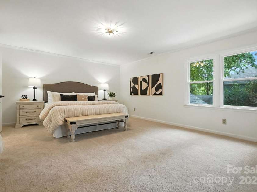 6542 Cross Field Lane, Charlotte, NC 28226.  MLS# CAR4277029, YatesRealty ID 33657. 