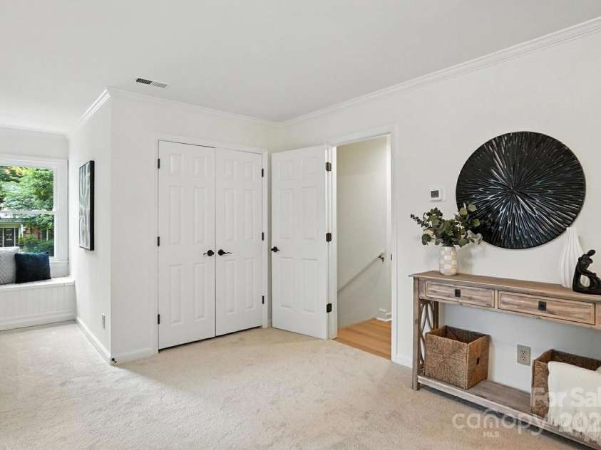 6542 Cross Field Lane, Charlotte, NC 28226.  MLS# CAR4277029, YatesRealty ID 33657. 