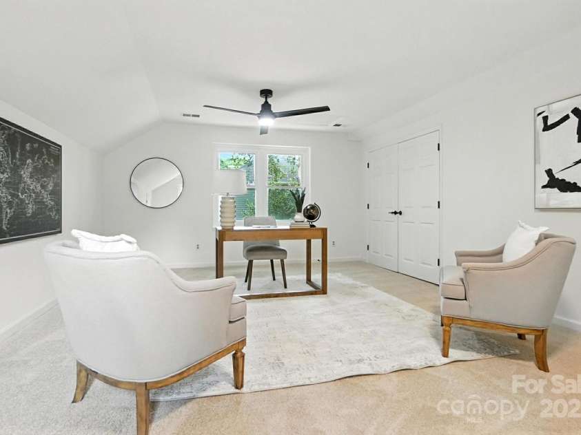 6542 Cross Field Lane, Charlotte, NC 28226.  MLS# CAR4277029, YatesRealty ID 33657. 
