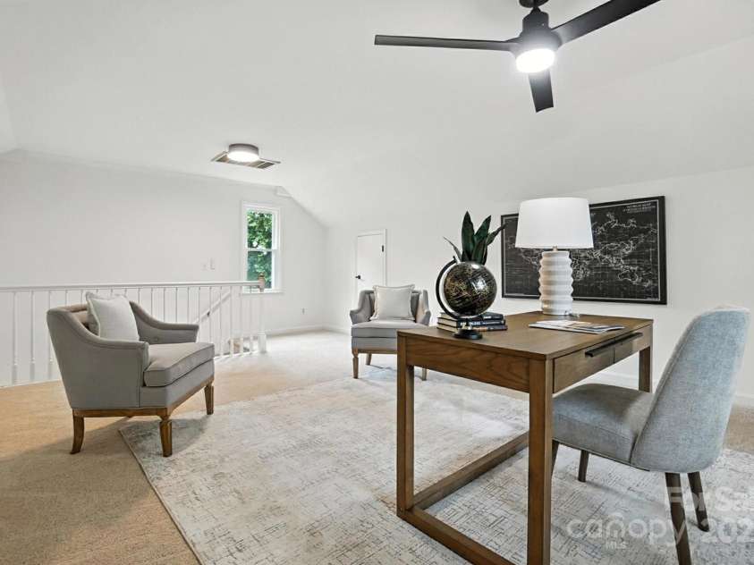 6542 Cross Field Lane, Charlotte, NC 28226.  MLS# CAR4277029, YatesRealty ID 33657. 