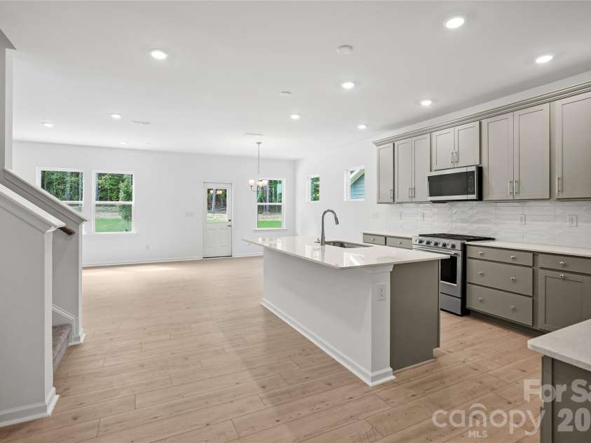 547 Cottage Garden Lane, Belmont, NC 28012.  MLS# CAR4378508, YatesRealty ID 33658. 