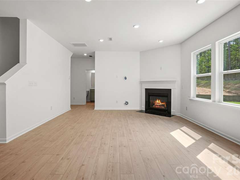 547 Cottage Garden Lane, Belmont, NC 28012.  MLS# CAR4378508, YatesRealty ID 33658. 